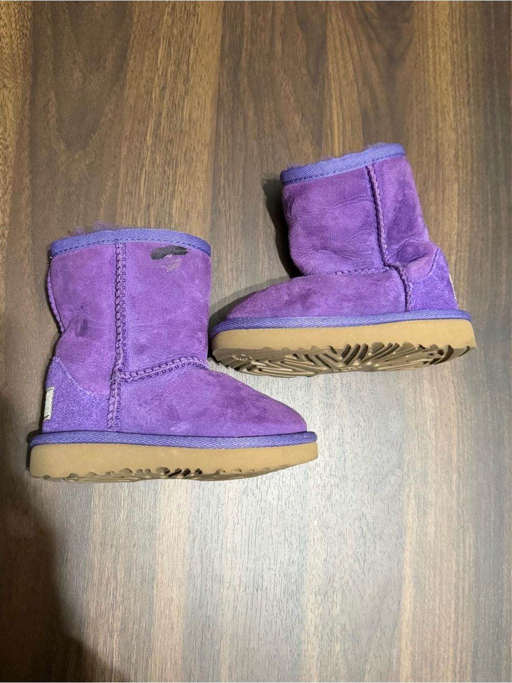 Girls Ugg boots